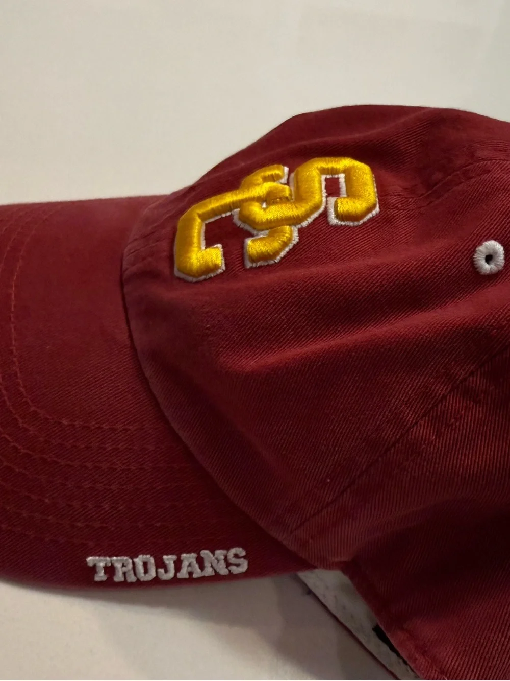 47 Brand USC Team Trojan Red Adjustable Baseball Hat One‎ Size Embroidered.